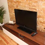 Madragoa House Apartments