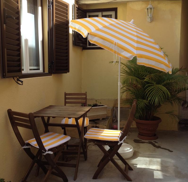 Madragoa House Apartment Lisbon